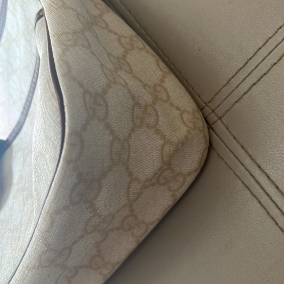 GUCCI bag approximately 7” x 9” off white with brown leather gorgeous! - Picture 4 of 11